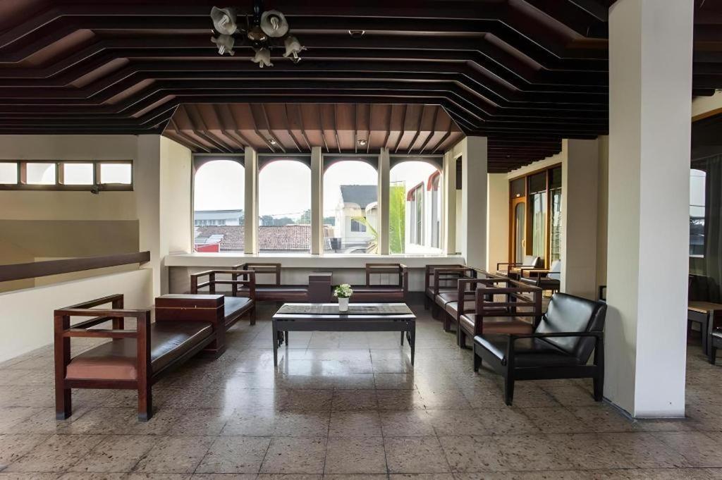 Super Oyo 1046 Omah Pathok Hotell Yogyakarta Eksteriør bilde