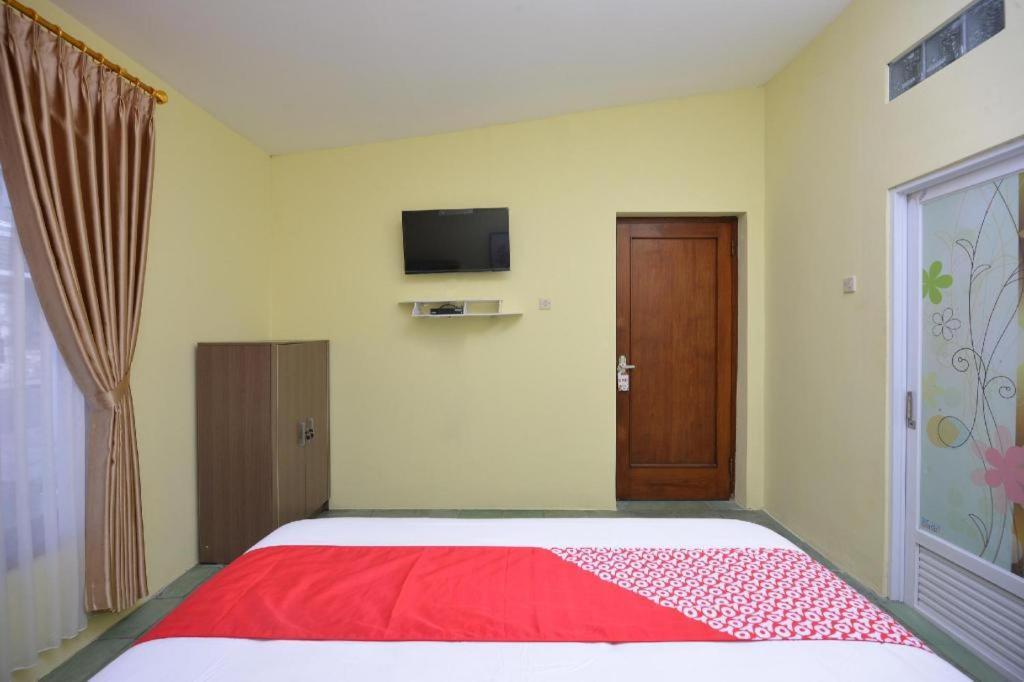 Super Oyo 1046 Omah Pathok Hotell Yogyakarta Eksteriør bilde