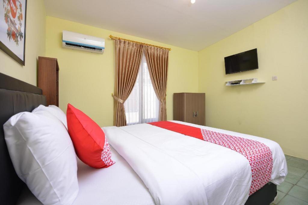 Super Oyo 1046 Omah Pathok Hotell Yogyakarta Eksteriør bilde